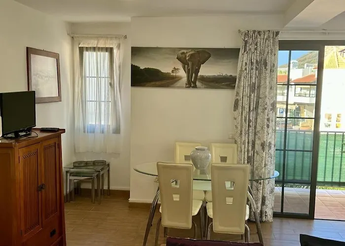 Edificio Marta La Caleta Апартаменты Адехе