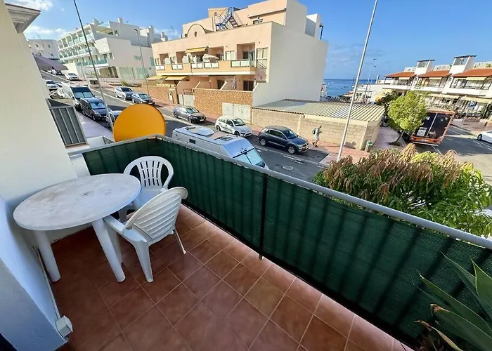 Edificio Marta La Caleta Апартаменты *