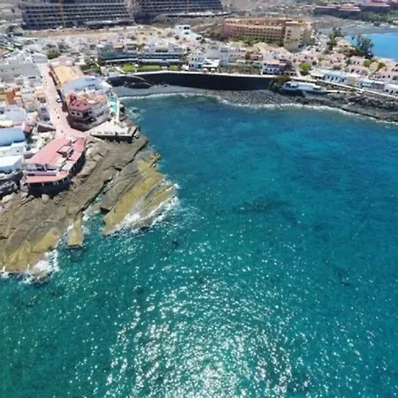 Апартаменты Edificio Marta La Caleta *